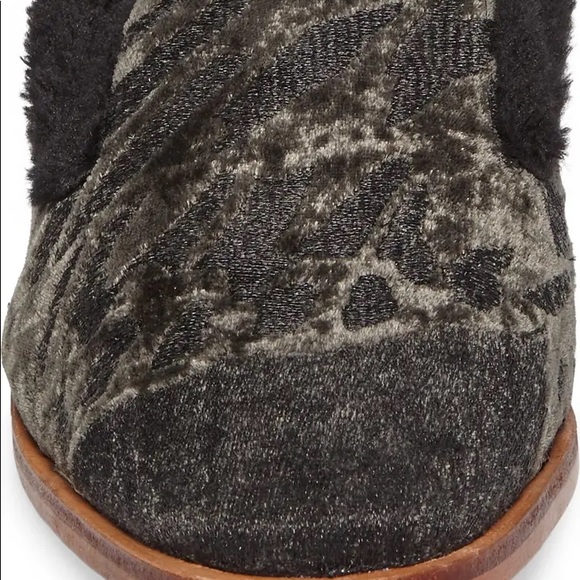NEW Free People faux fur mule 6 - Picture 5 of 8